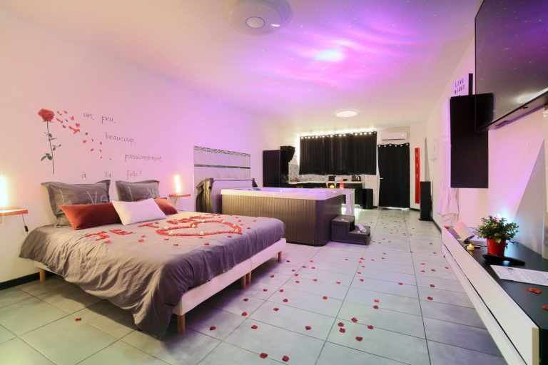 Suite Love night avec jacuzzi proche de Toulouse