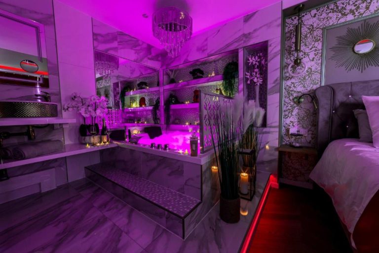 Le Rubis Love Room