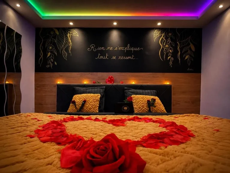 SPICY LOVE ROOM-jacuzzi sous un sublime ciel étoilés
