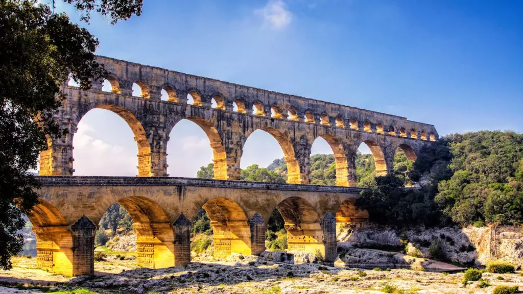 Les 7 plus belles balades romantiques dans le Gard