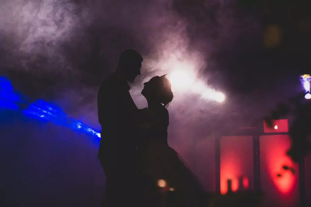 Découvrez le projet secret de Kelly Helard : une love room de rêve pour couples