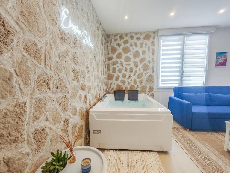 Évasion Santorin - Jacuzzi & Relax - Le Havre