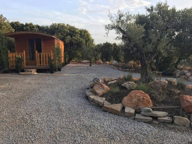 Roulotte avec jardin près de Montpellier
