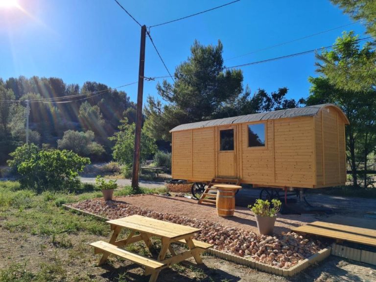 Roulotte Provençale : Évasion à Martigues près de la plage