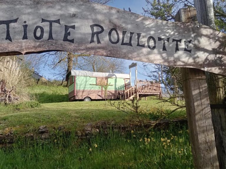 Séjour à La tiote roulotte à Marquigny