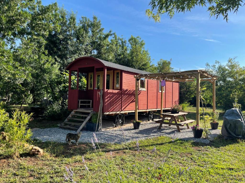 Roulotte à Solliès-Pont : un séjour atypique idyllique