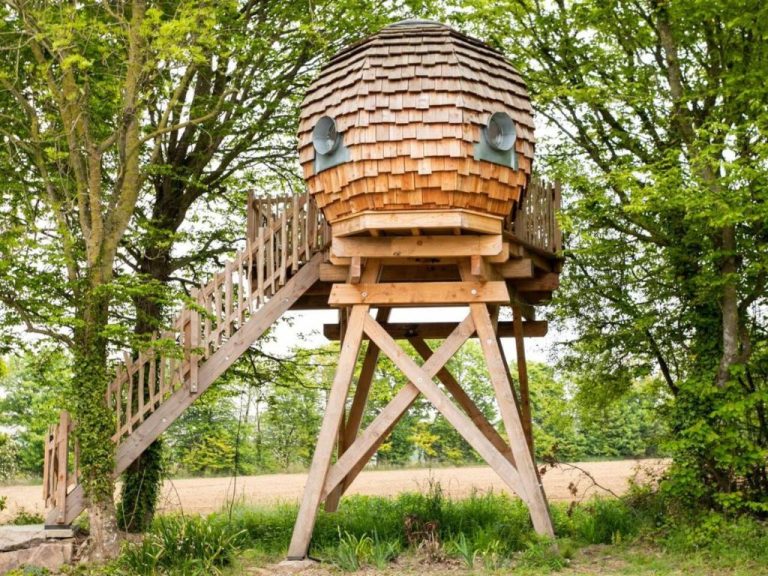 La Ville Es Renais - ferme et maison d'hôtes insolite