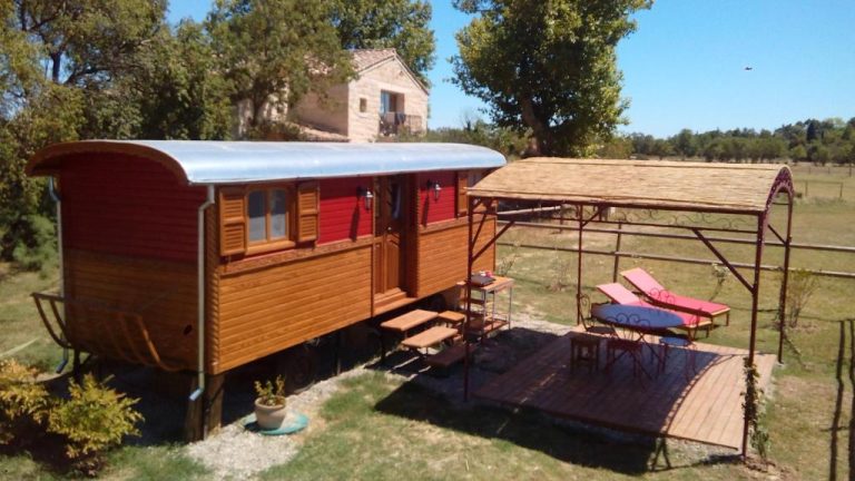 Roulotte en Camargue à Le Cailar pour couples