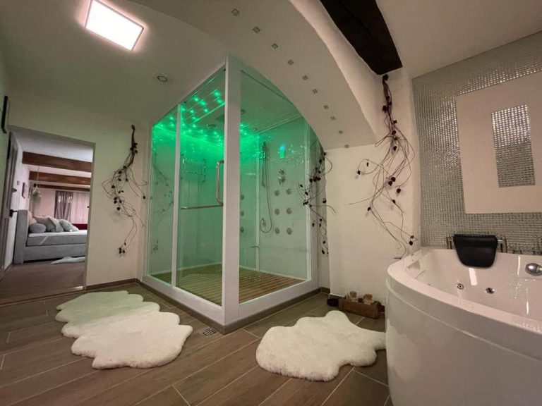 Escape Private SPA II