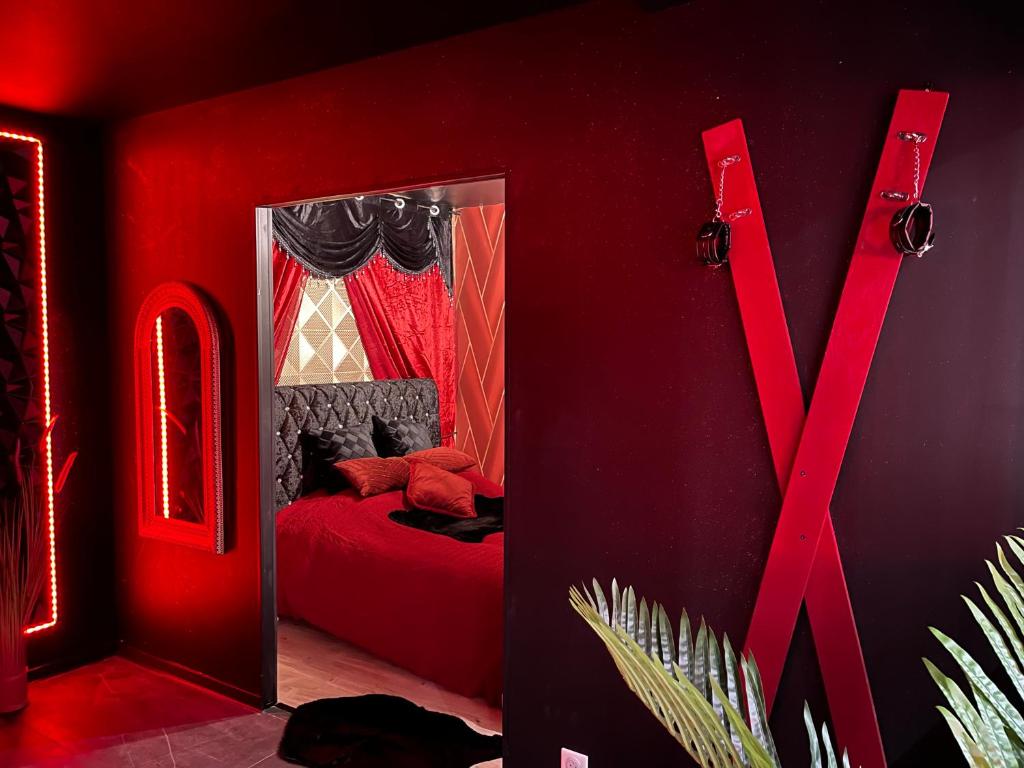 Suite Jeux d’Amour Jacuzzi / Love Room